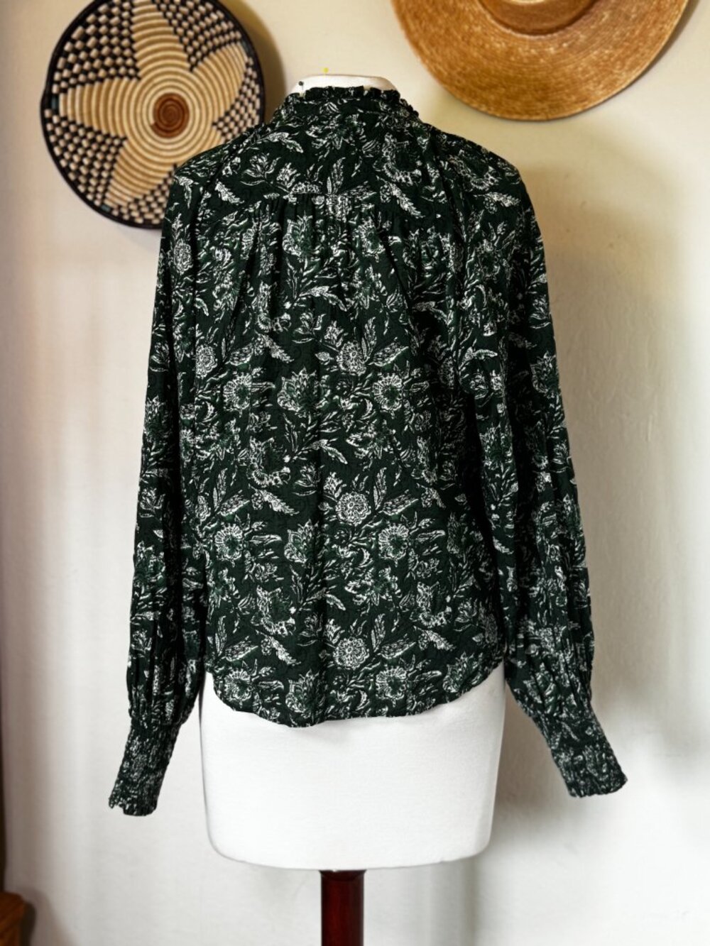 Anthropologie Blouse - Size Medium - Picture 2 of 3